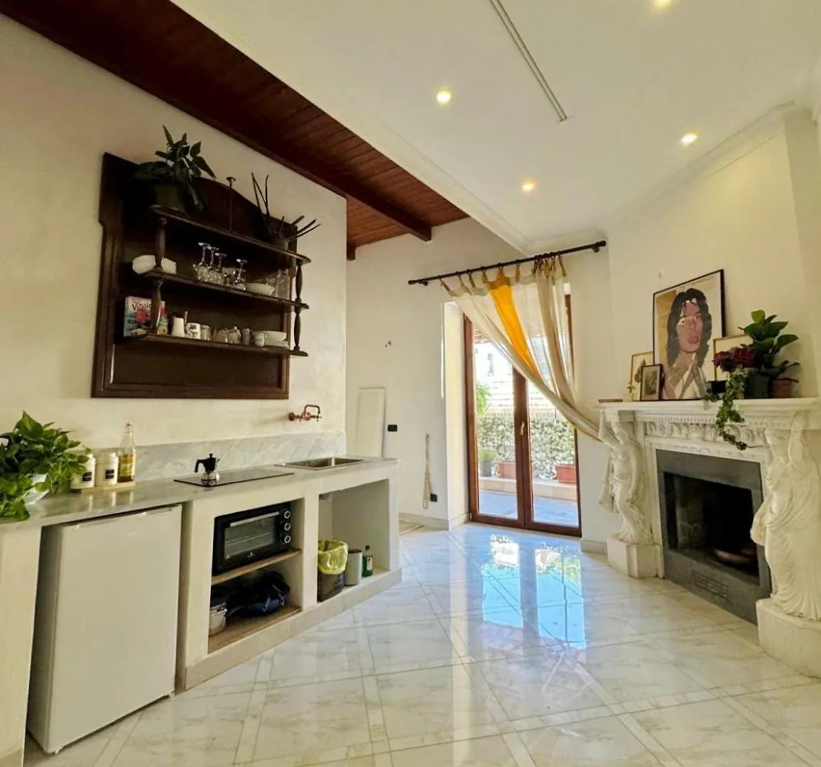 Guest house Camera Matrimoniale Con Terrazzo Naples Italy